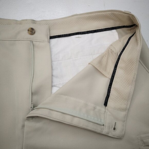 Izod Golf Men's Size 38 Cream Zipper & Button Closure Straight Fit Shorts - Picture 12 of 13